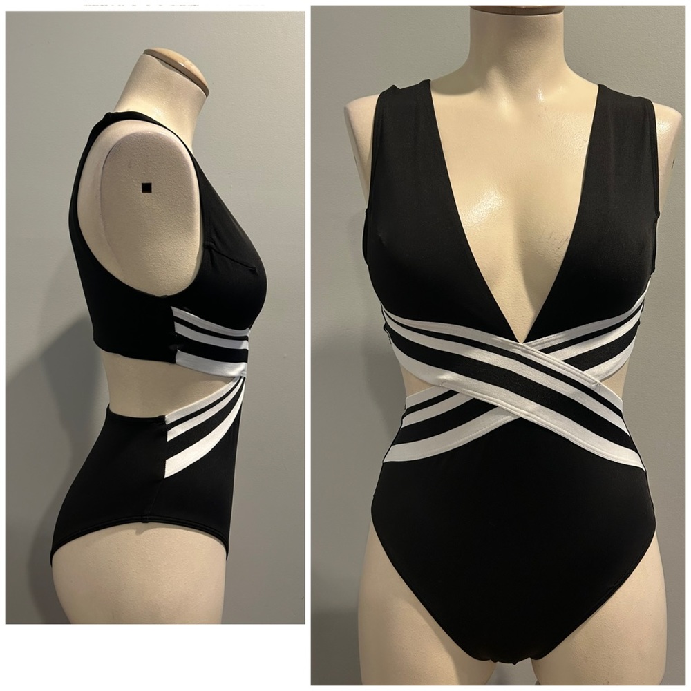 BLACK WHITE SWIMWEAR - Picture 2 of 3